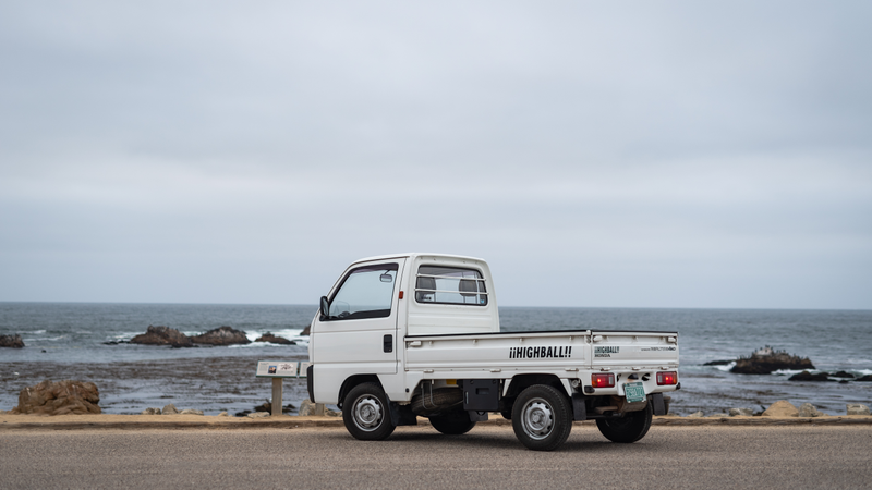 Illustration for article titled A Honda Kei Truck Is The Best Way To Do Monterey Car Week